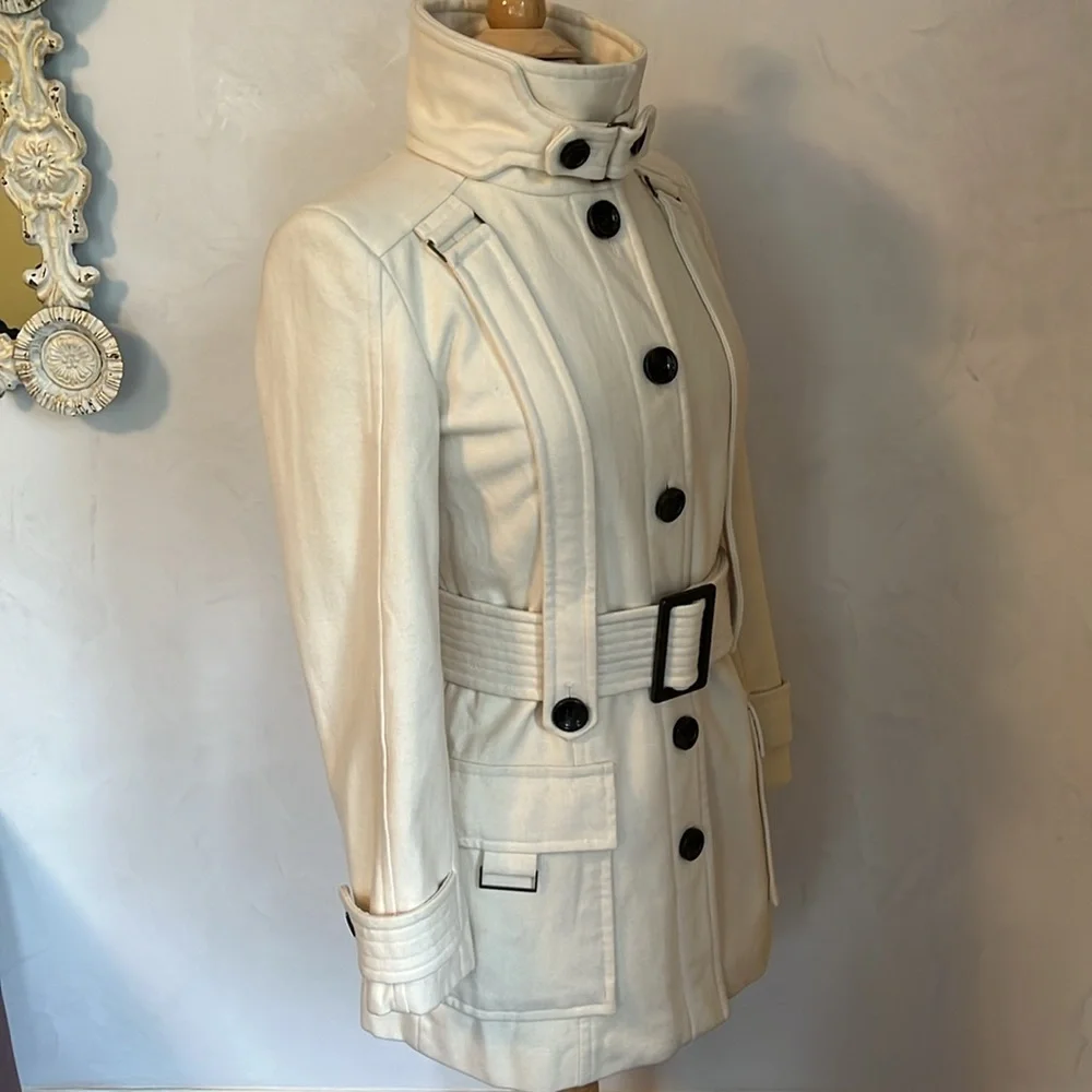 Zara Ivory Wool Blend Unique Coat w/big buckle belt,pockets button up Size Small - Picture 3 of 14